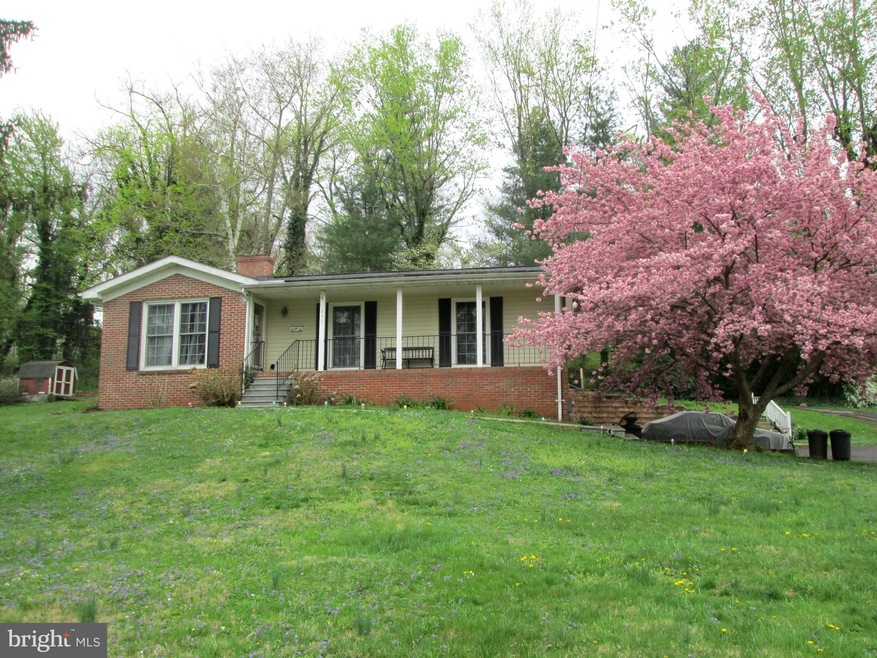 250 Newton St, Orange, VA 22960 - photo 1