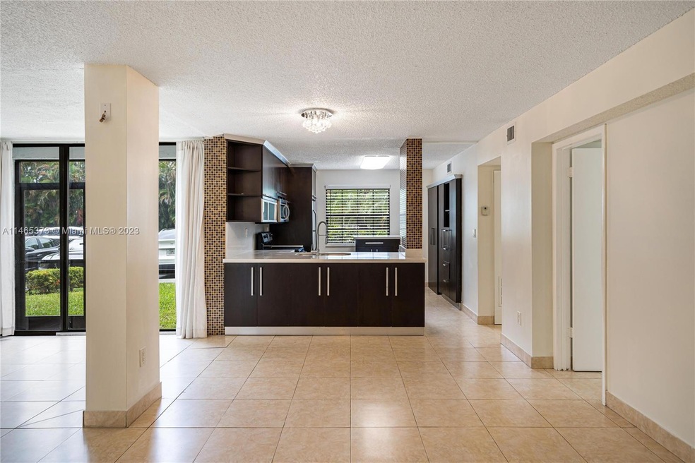 3553 Magellan Cir unit 311, Miami, FL 33180 - photo 1