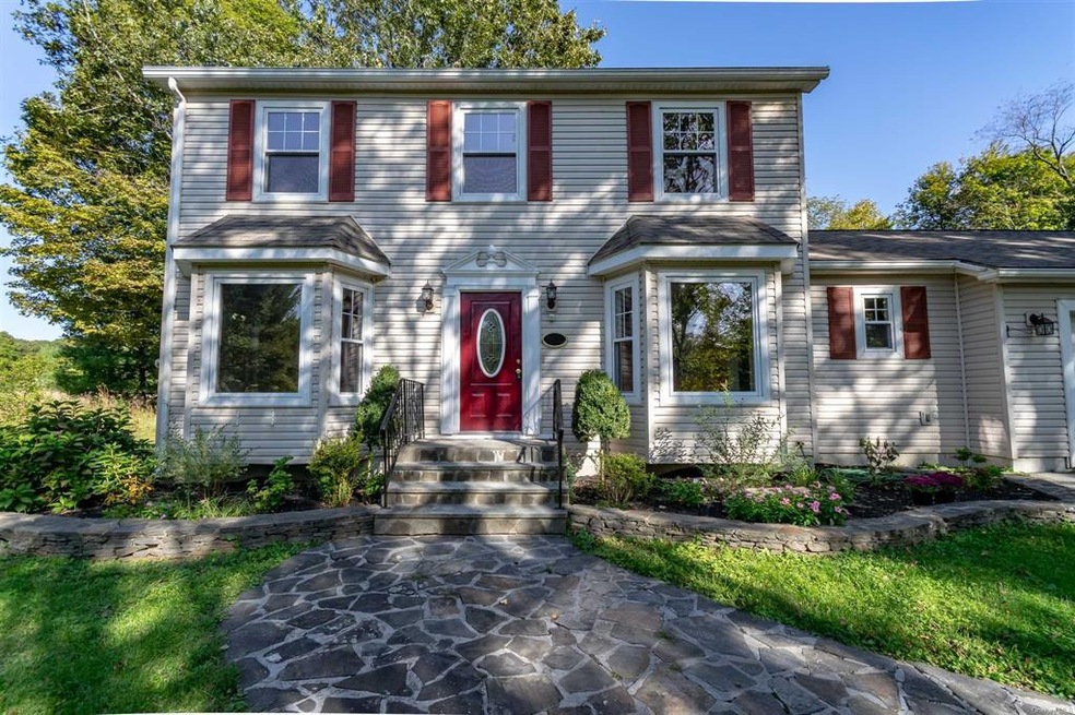 920 Dutchess Tnpk unit 1, Poughkeepsie Township, NY 12603 - photo 1