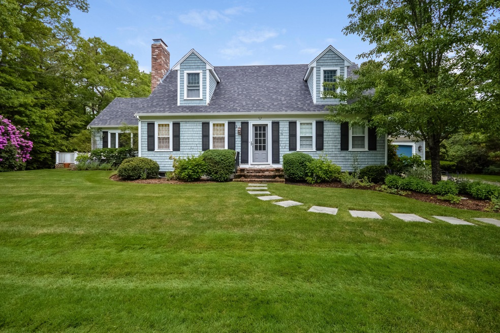 001-Front_View-4315181-large
