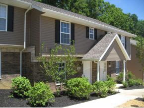 1250 W Adams Hill Cir unit 602, Bloomington, IN 47403 - photo 1