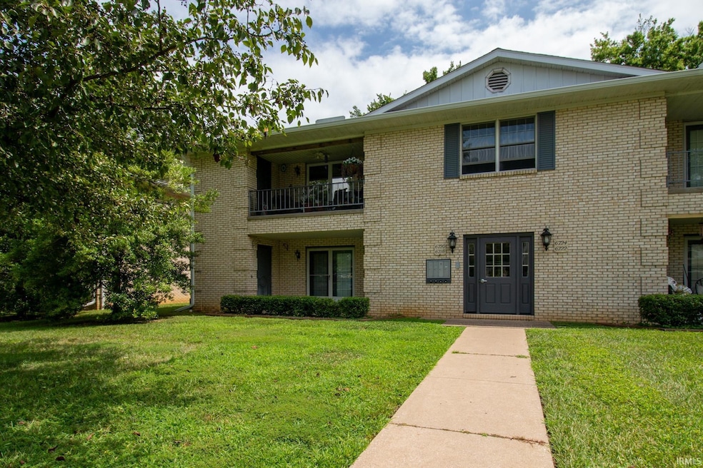 6718 Newburgh Rd, Evansville, IN 47715 - photo 1