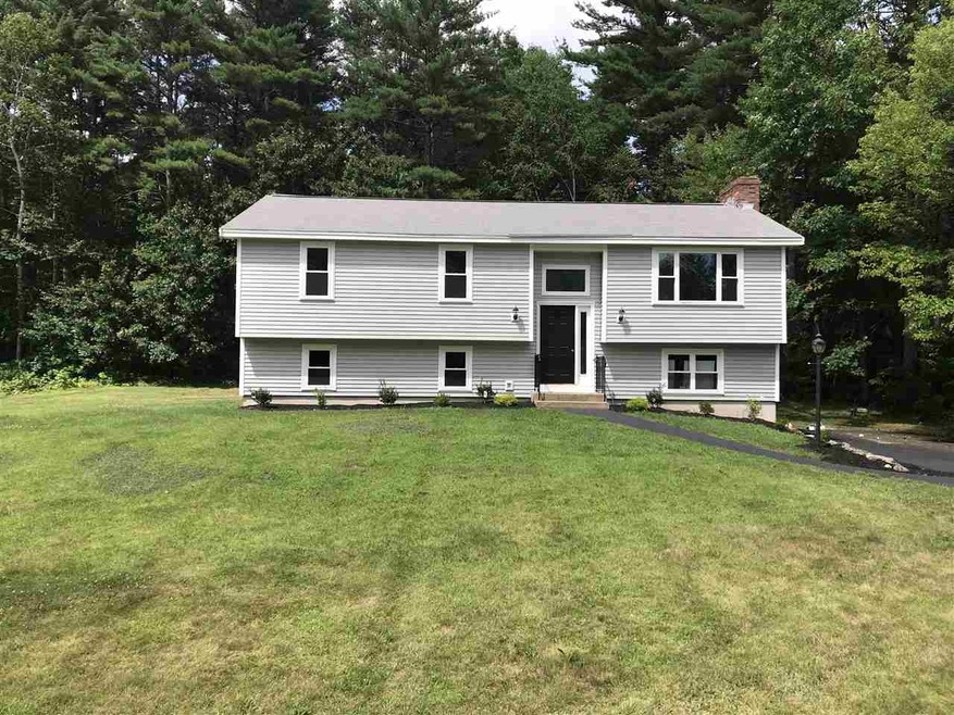5 Fairway Rd, Londonderry, NH 03053 - photo 1