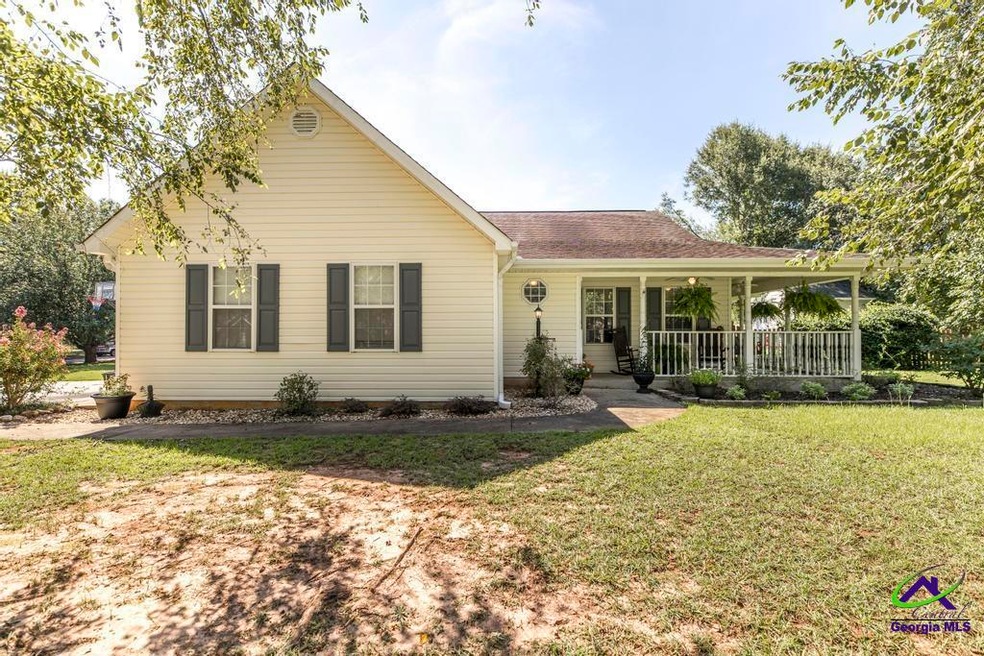 104 Gleneagle Dr, Byron, GA 31008 - photo 1