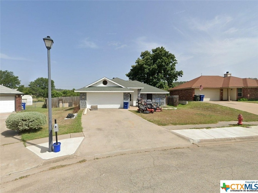 2201 Mattie Cir, Copperas Cove, TX 76522 - photo 1