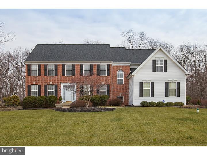 202 Forrest Ln, Swedesboro, NJ 08085 - photo 1