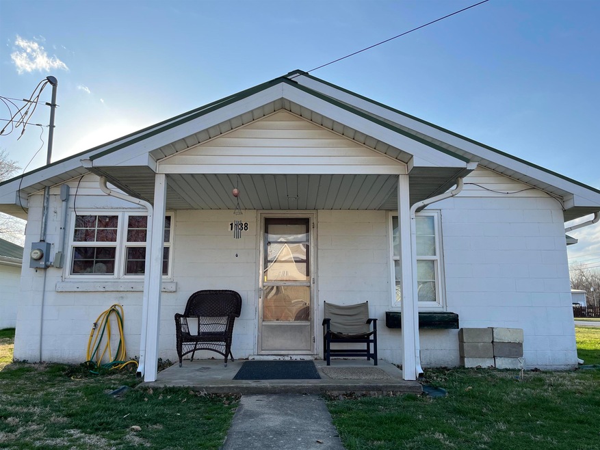 1138 2nd St SE, Linton, IN 47441 - photo 1