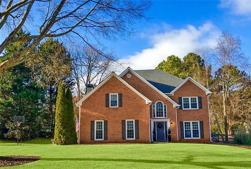 220 Crabapple Chase Ct, Alpharetta, GA 30004 - photo 1