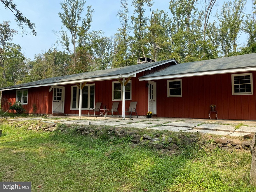 3108 Goezel Rd, Perkiomenville, PA 18074 - photo 1