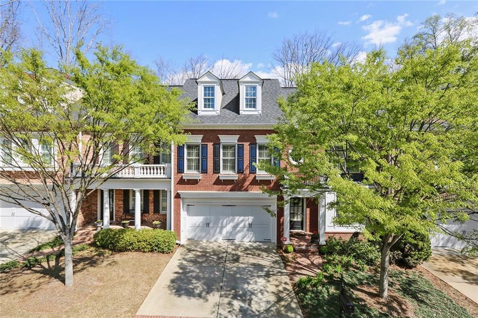 Welcome to 12504 Wexcroft Lane and impeccable mast