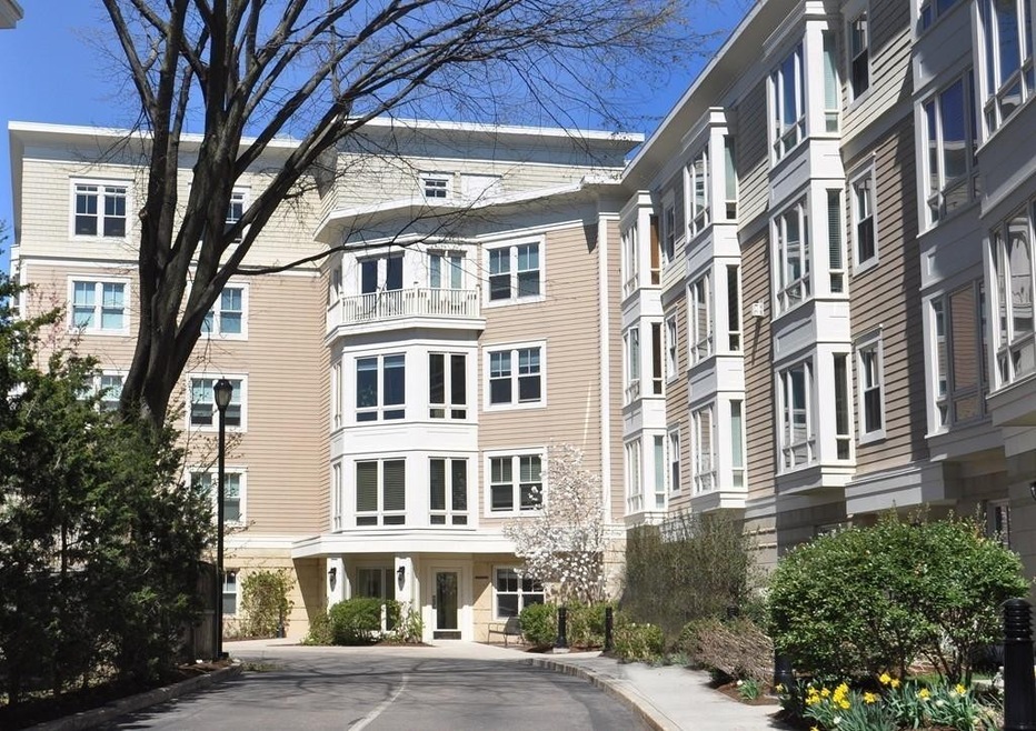 2-14 Saint Paul St unit 206, Brookline, MA 02446 - photo 1