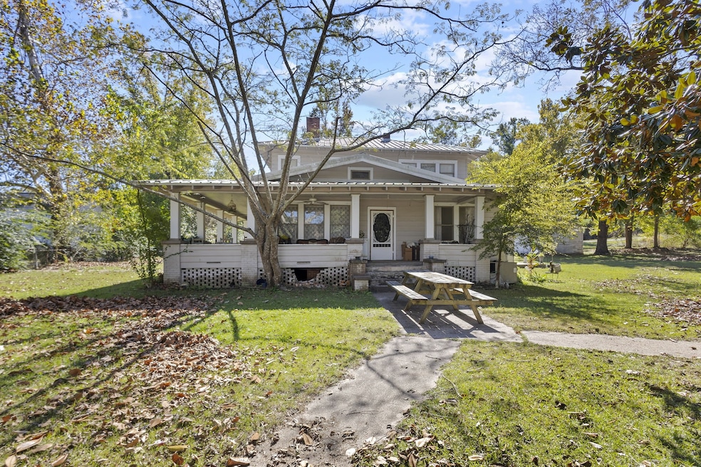 105 Mann St, Colmesneil, TX 75938 - photo 1