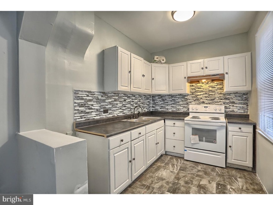 1406 N 10th St, Reading, PA 19604 - photo 1