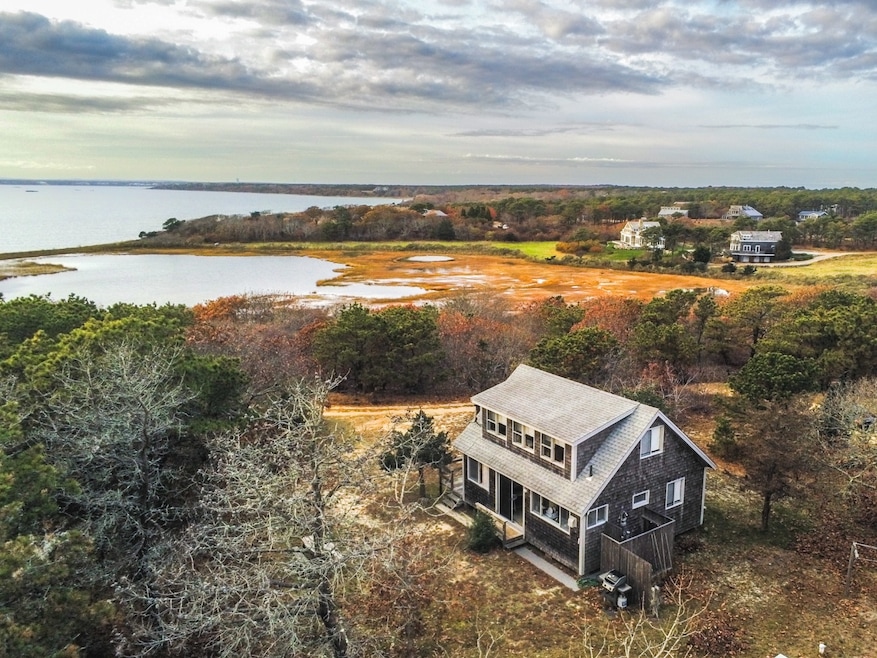 Spectacular Views over Katama Bay!