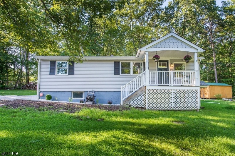 901 Carnation Terrace, Newton, NJ 07860 - photo 1