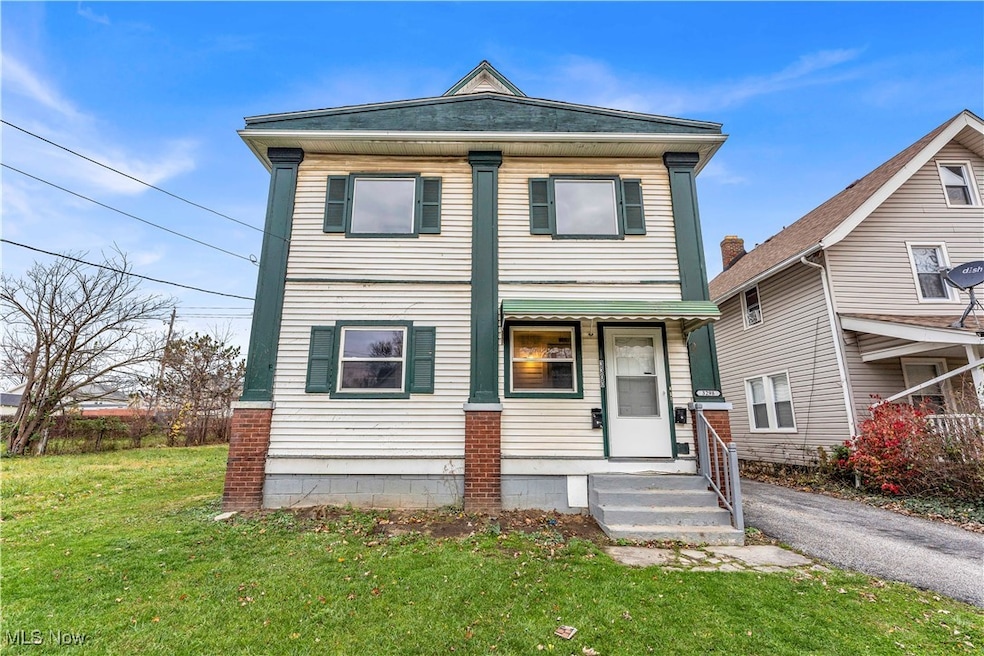 3298 W 97th St, Cleveland, OH 44102 - photo 1