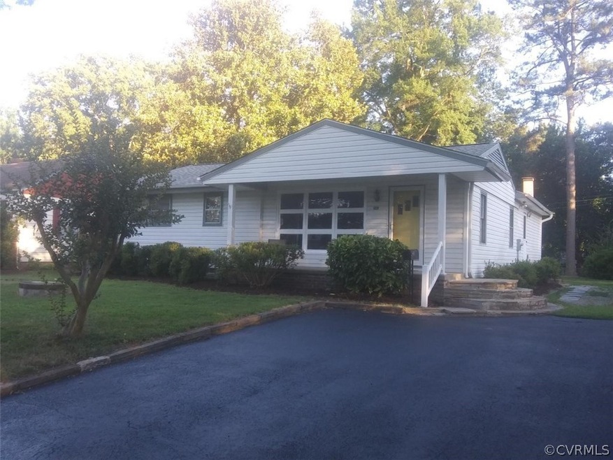 Welcome home to 2915 Battery Ave.