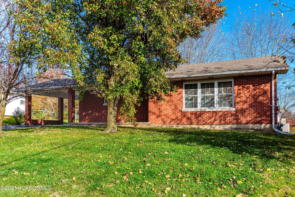 1008 Chippewa (25)