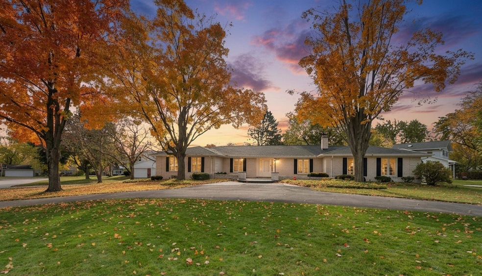 Under Contract $469,900