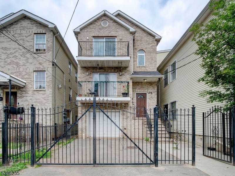 33 Kent St, Newark, NJ 07108 - photo 1