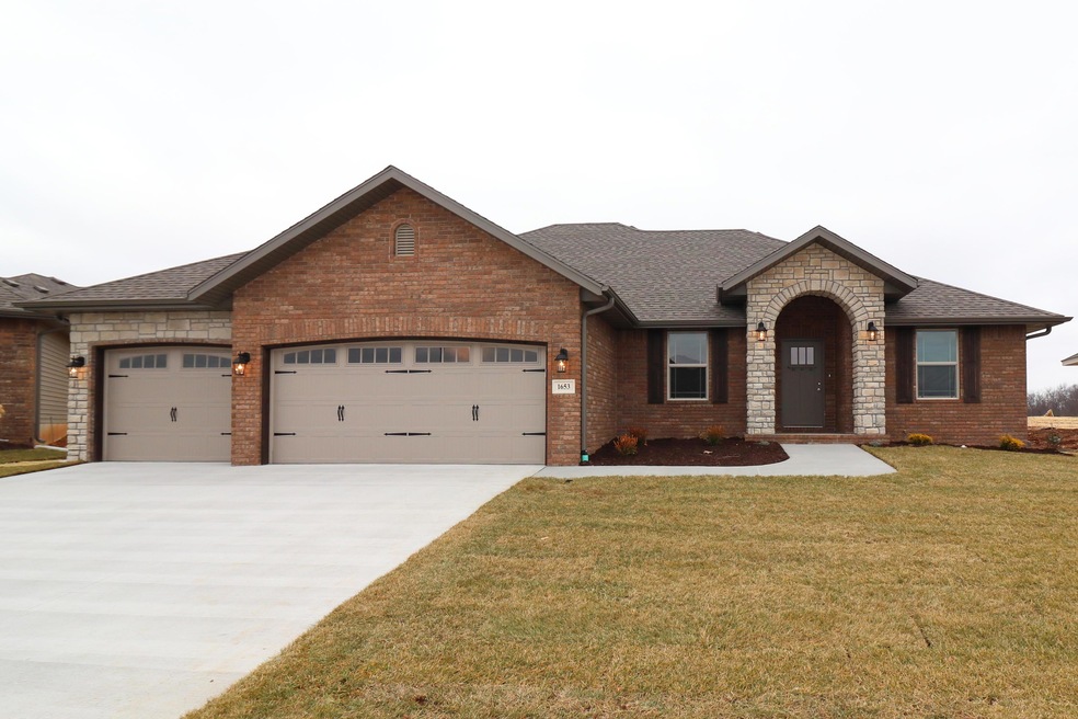 1653FeatherCrest34