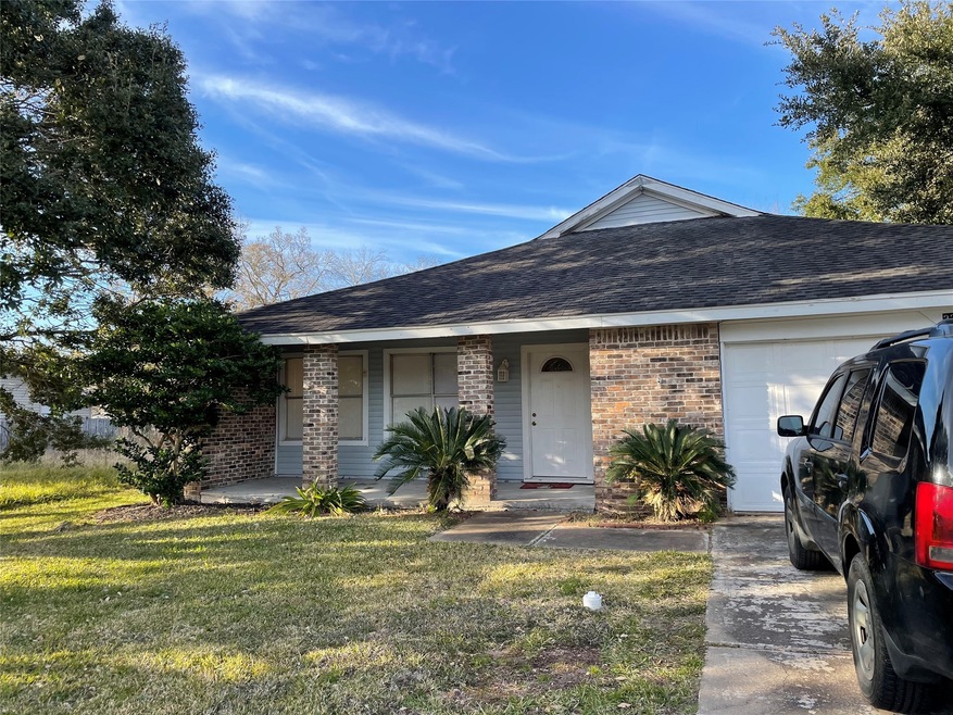 224 E Forest Ave, Shoreacres, TX 77571 MLS 44651091