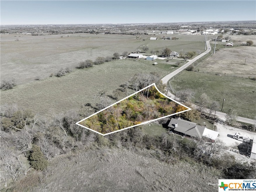 707 Eagle Dr, Bruceville-Eddy, TX 76524 - photo 1