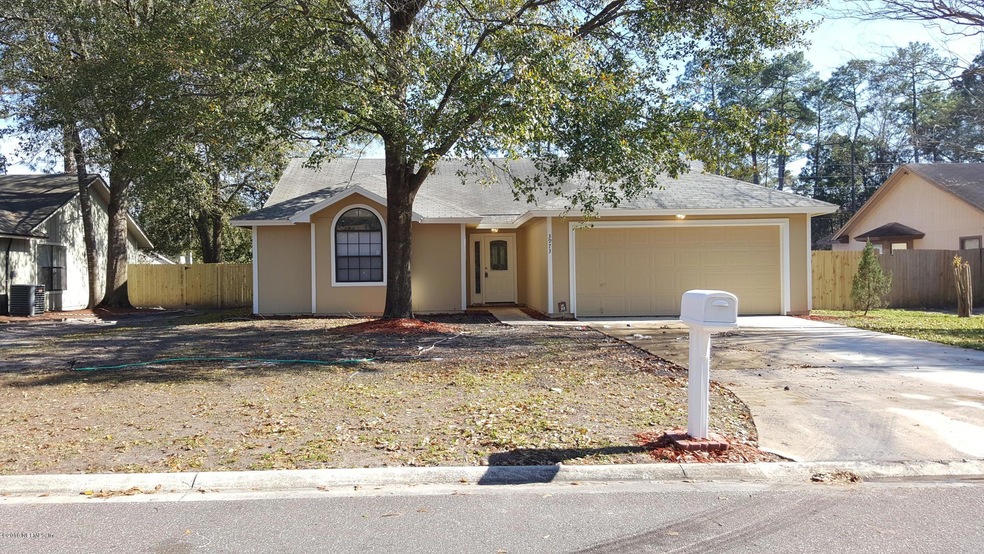 3973 Distant Moon Ct, Jacksonville, FL 32210 - photo 1