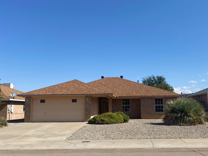 1021 Mimosa Ave, Alamogordo, NM 88310 - photo 1