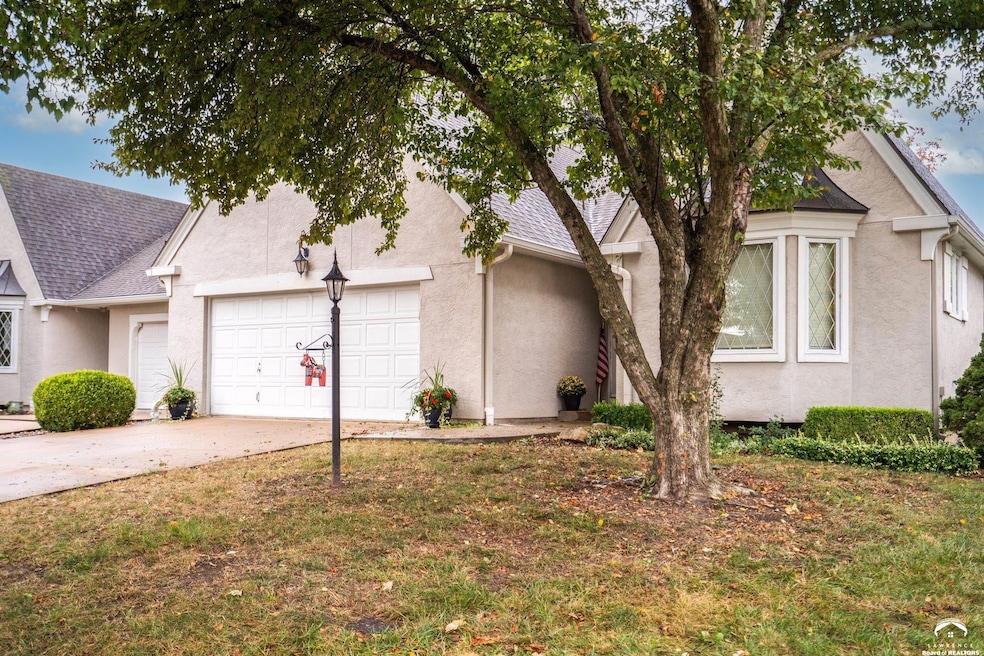 Under Contract $285,000