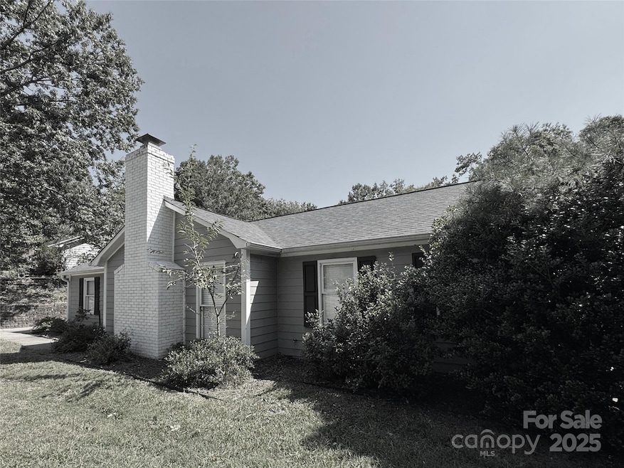 Pending $152,900 • Co-Listing Agent