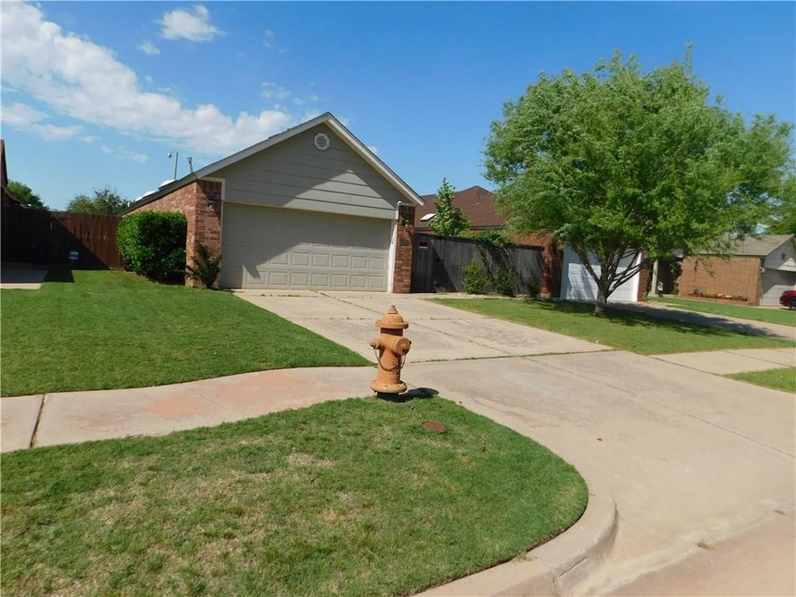1205 SW 22ND MOORE OKLA  73170