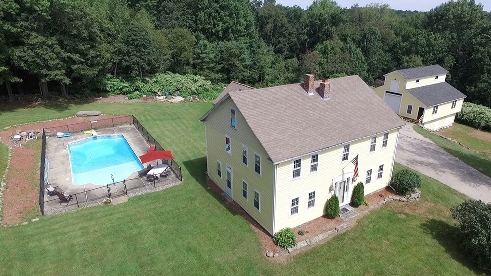 15 Dodge Ln unit a & b, Charlton, MA 01507 - photo 1