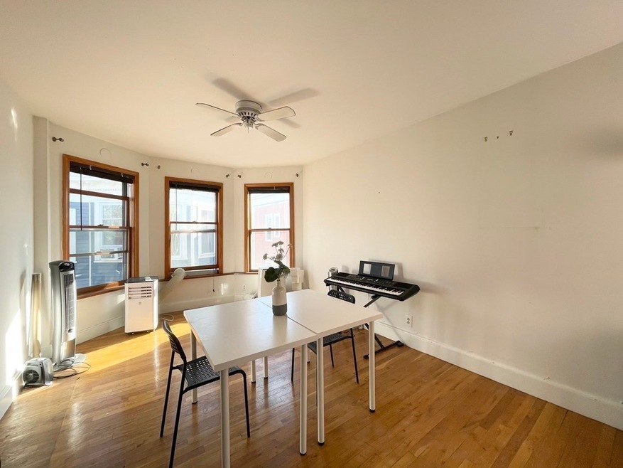 14.5 Magnolia Ave unit 3, Cambridge, MA 02138 - photo 1