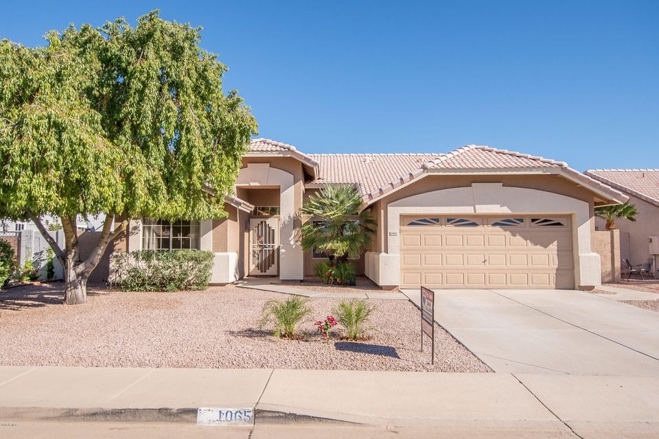 1065 S Rowen Mesa AZ 85207 USA-MLS_Size-