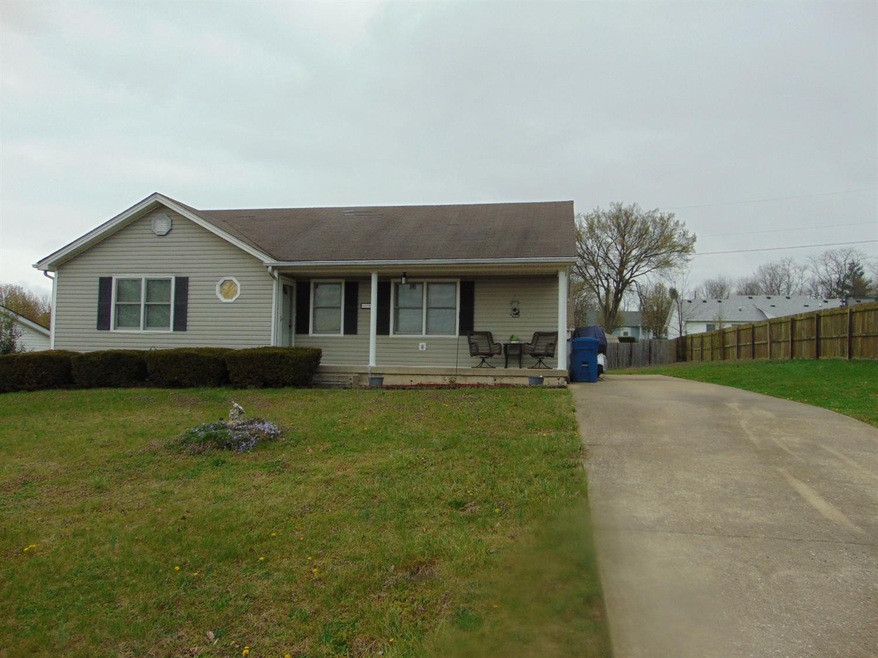 1030 Ravenwood Dr, Lawrenceburg, KY 40342 - photo 1