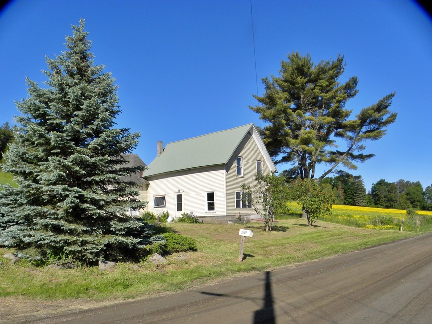 2707 Hudson Rd, West Charleston, VT 05872 - photo 1