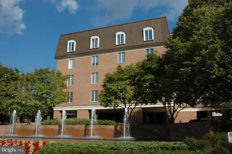8101 Connecticut Ave unit N108, Chevy Chase, MD 20815 - photo 1