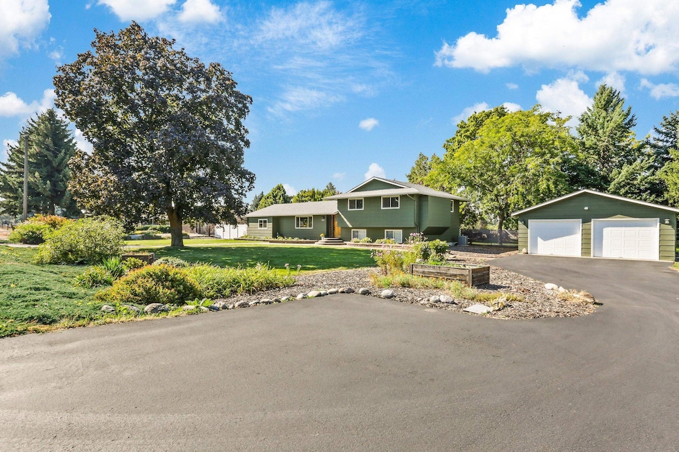 Sold $695,000 • Co-Listing Agent