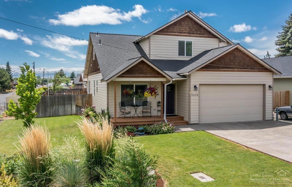 2424 SW Pumice Ave, Redmond, OR 97756 - photo 1