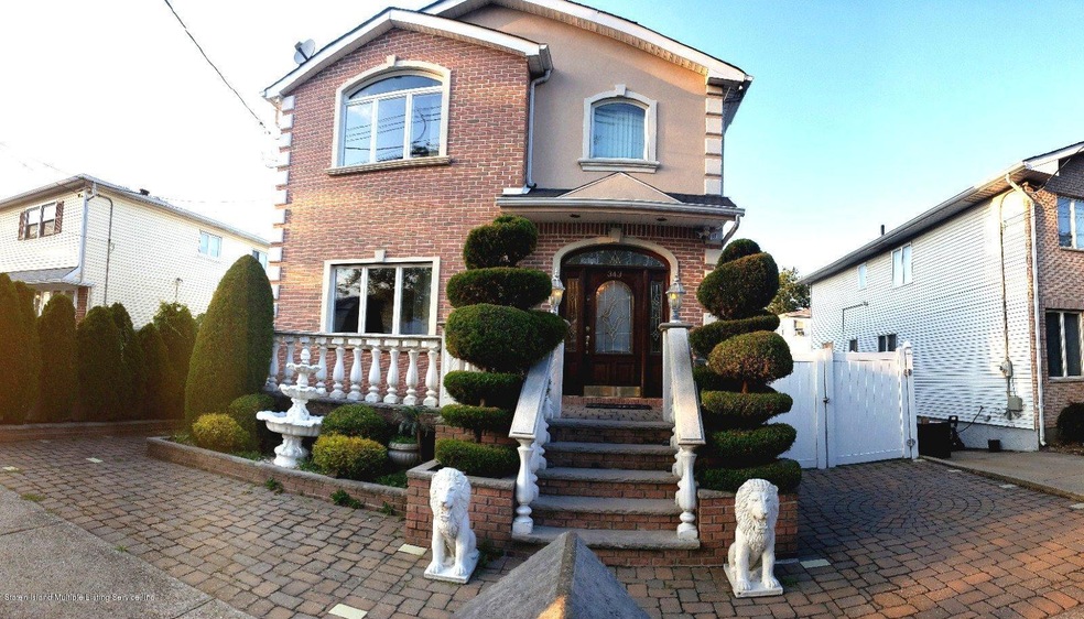343 Dongan Hills Ave Front View