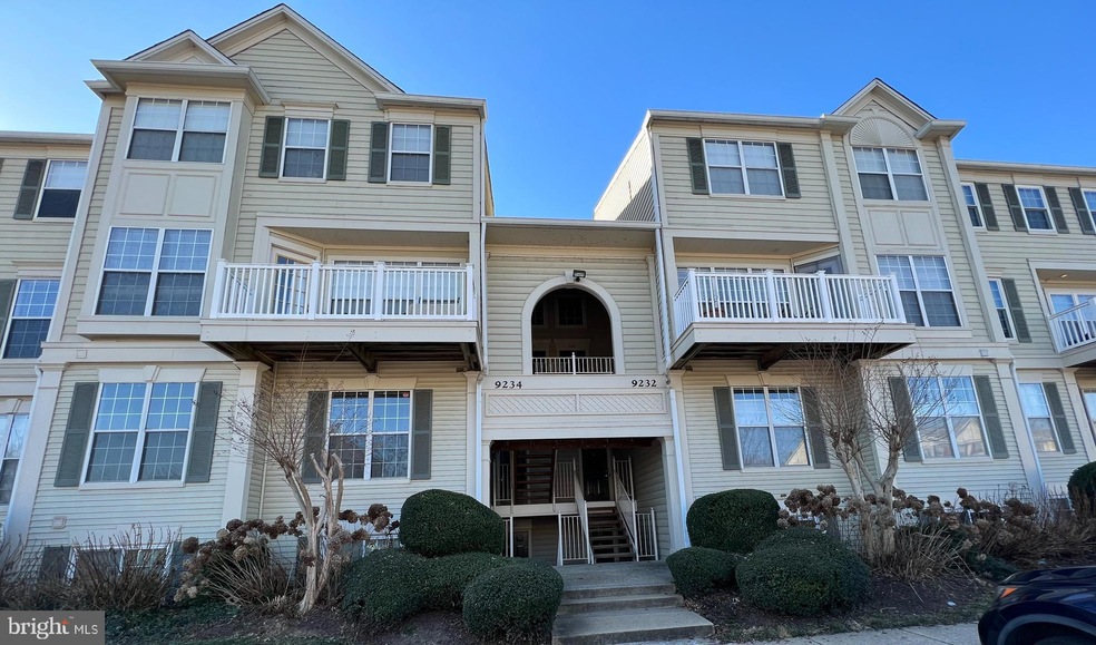 9234 Cardinal Forest Ln unit 201, Lorton, VA 22079 - photo 1