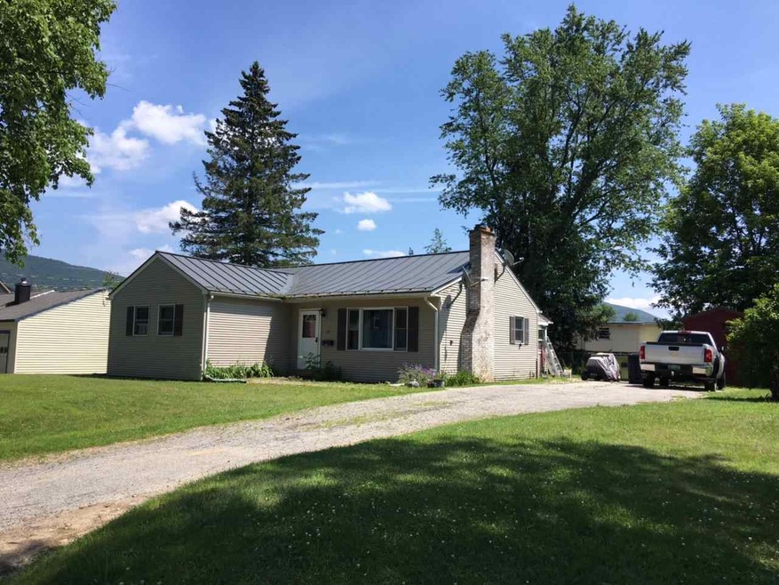 102 Temple St, Rutland, VT 05701 - photo 1