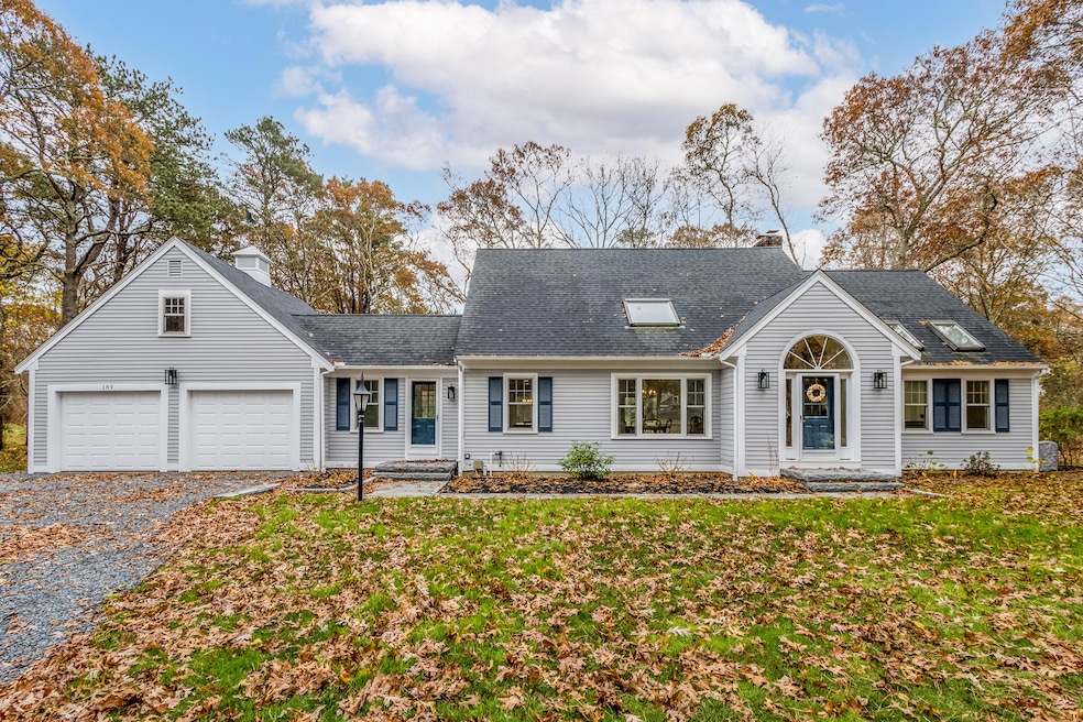 189 Dromoland Ln, Barnstable, MA 02630 - photo 1