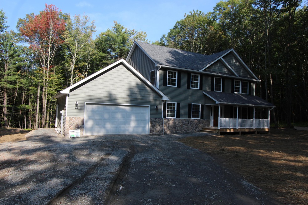 127 Decker Creek Dr, Hawley, PA 18428 - photo 1