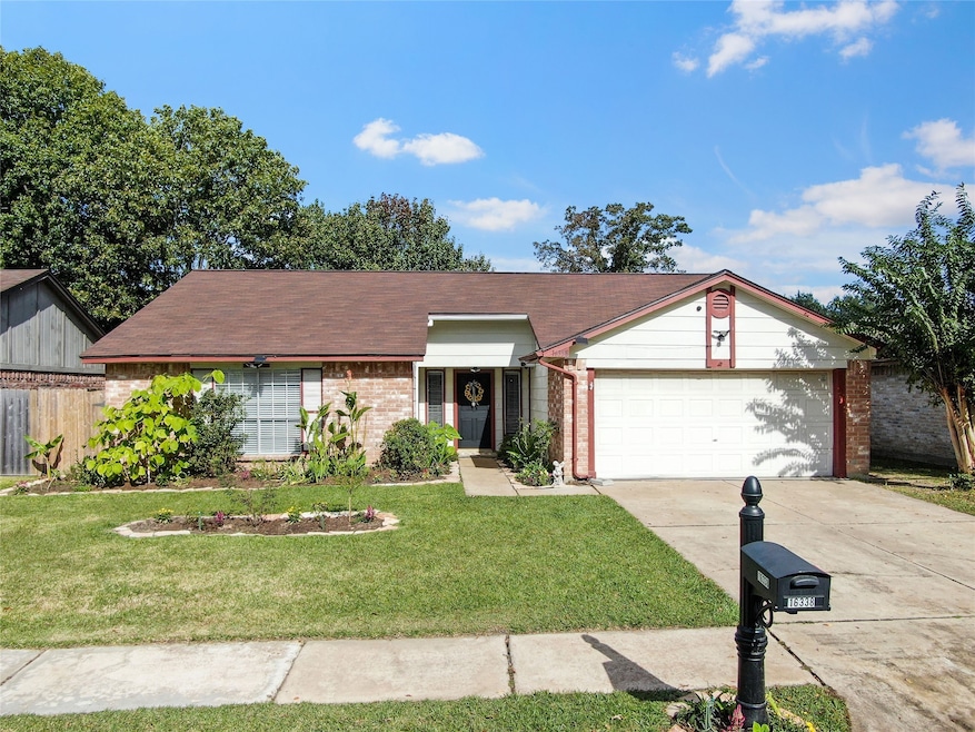 16338 Pebbleglen Dr, Houston, TX 77095 - photo 1