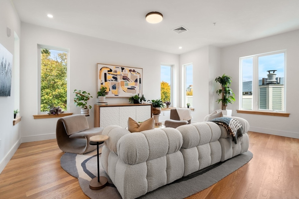 For Sale $1,999,000 • Co-Listing Agent