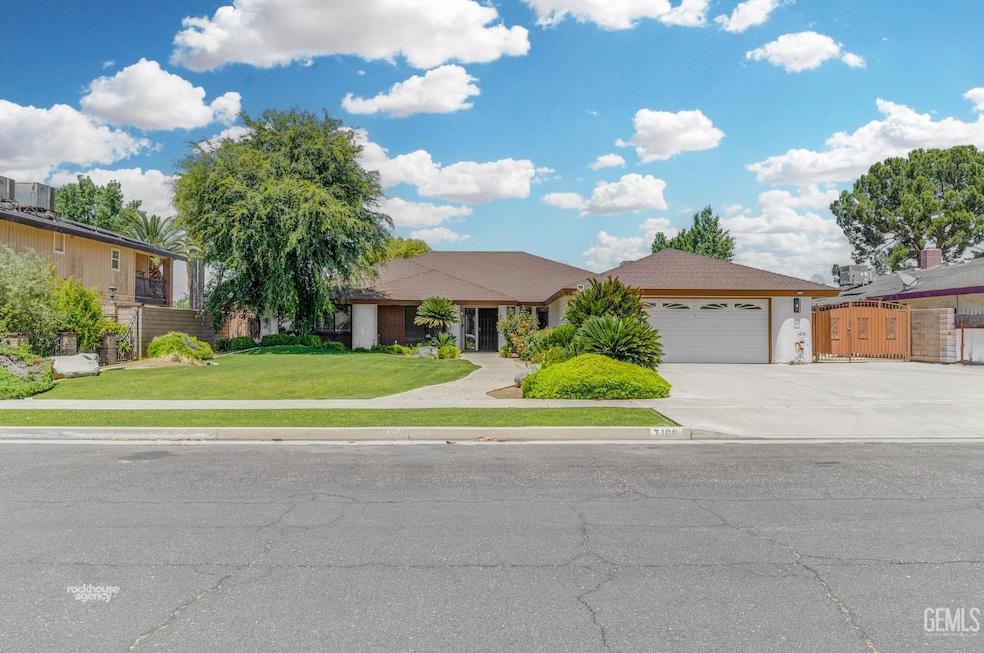 7108 Luke Ave, Bakersfield, CA 93308 - photo 1