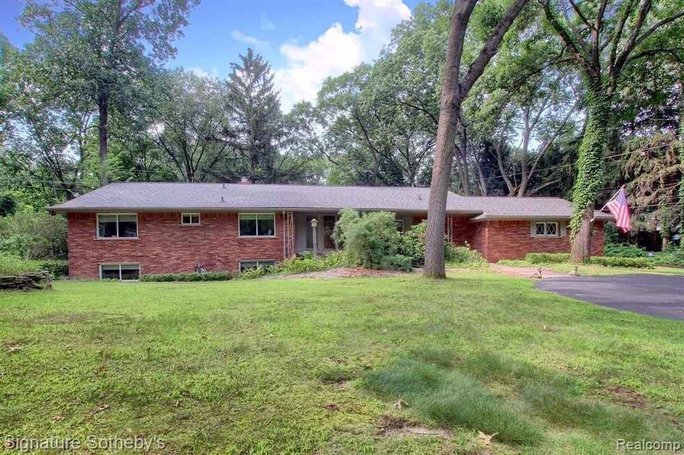 Welcome to 1731 Lone Pine Road, Bloomfield Hills, 