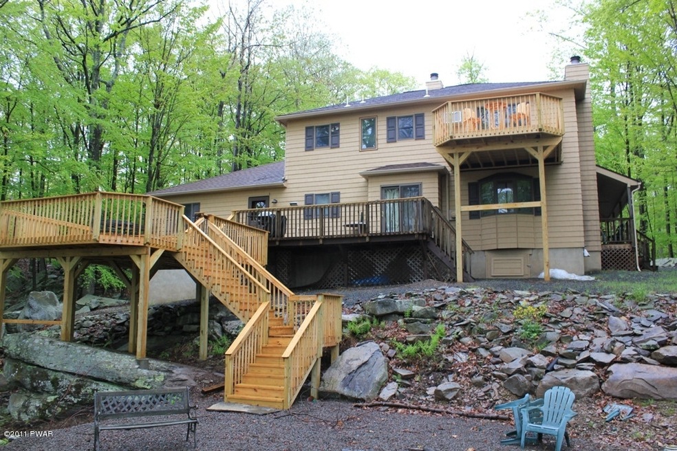 61 E Shore Dr, Hawley, PA 18428 - photo 1